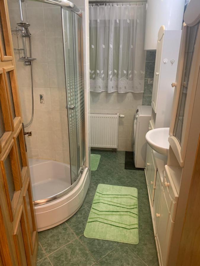 Apartman Slunecnice S Terasou Ceske Budejovice Exterior foto