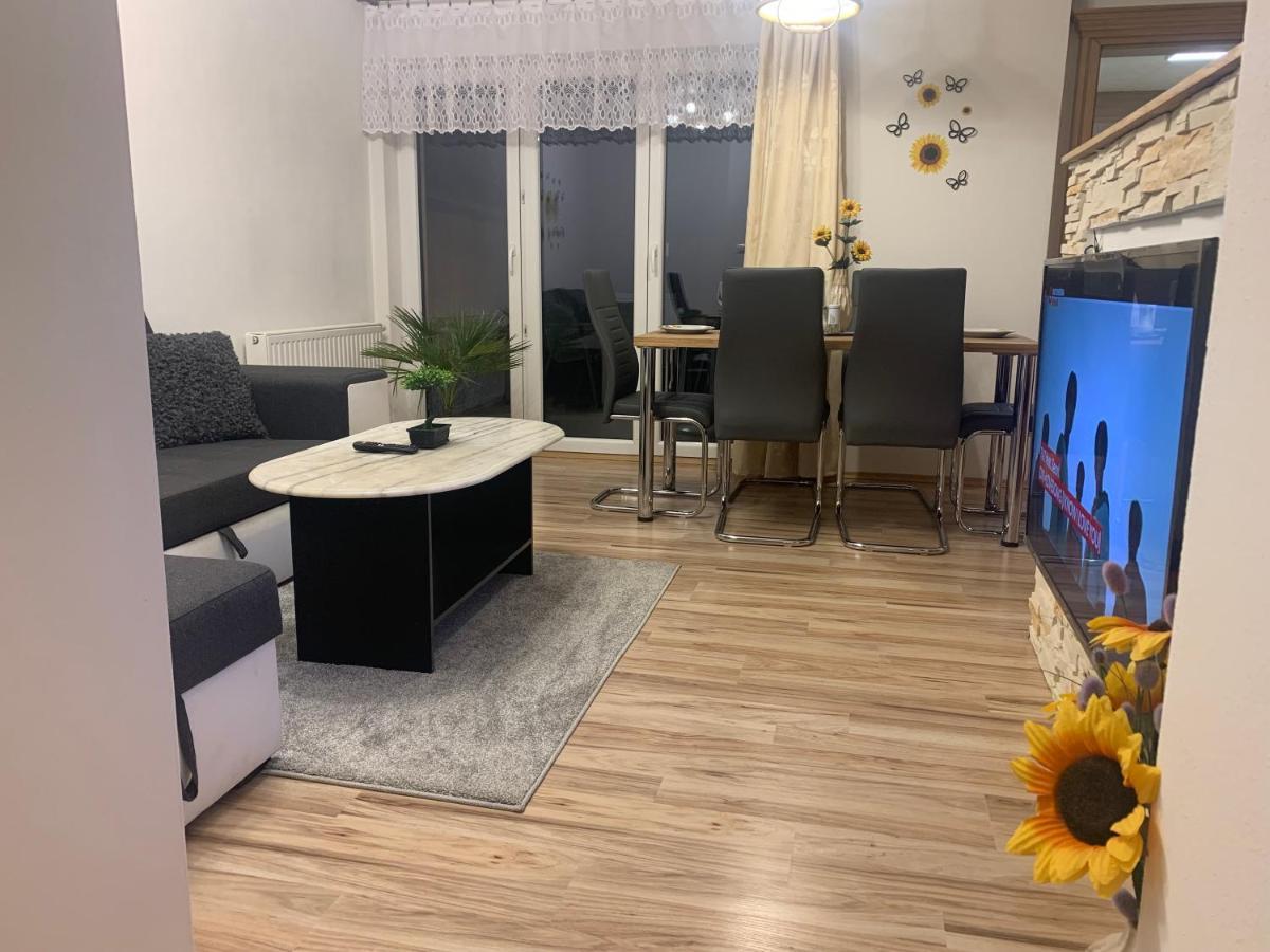 Apartman Slunecnice S Terasou Ceske Budejovice Exterior foto