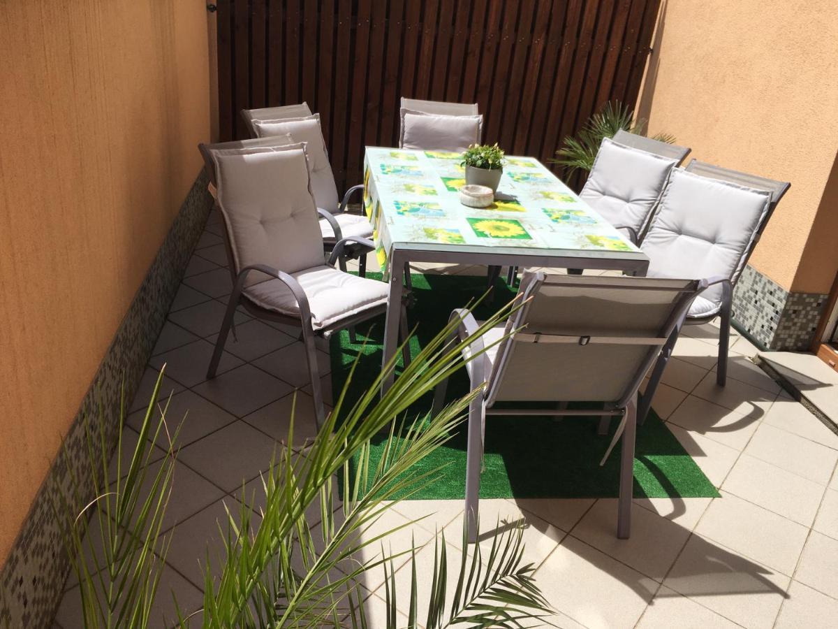 Apartman Slunecnice S Terasou Ceske Budejovice Exterior foto